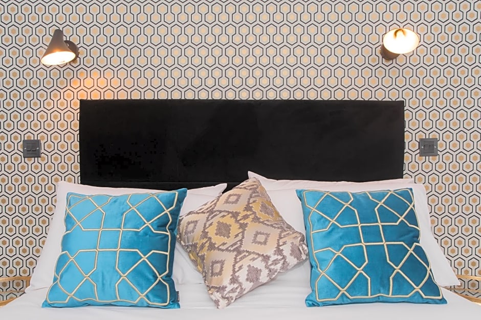 Locksbrook Lodge - Hot Tub - Spacious Outdoor Space