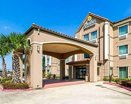 Comfort Inn & Suites