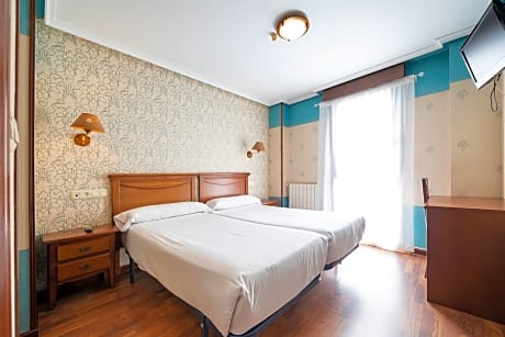 Single Sea View Two Beds