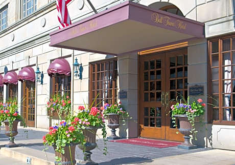 Bell Tower Hotel