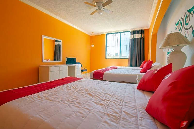 OYO Hotel Casino Del Valle