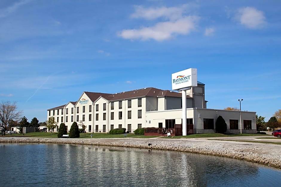 Baymont Inn & Suites by Wyndham Findlay