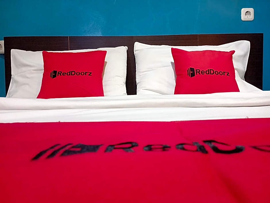 RedDoorz @ Jalan Sudirman Purwokerto