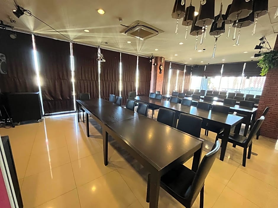 Phitsanulok United Hotel