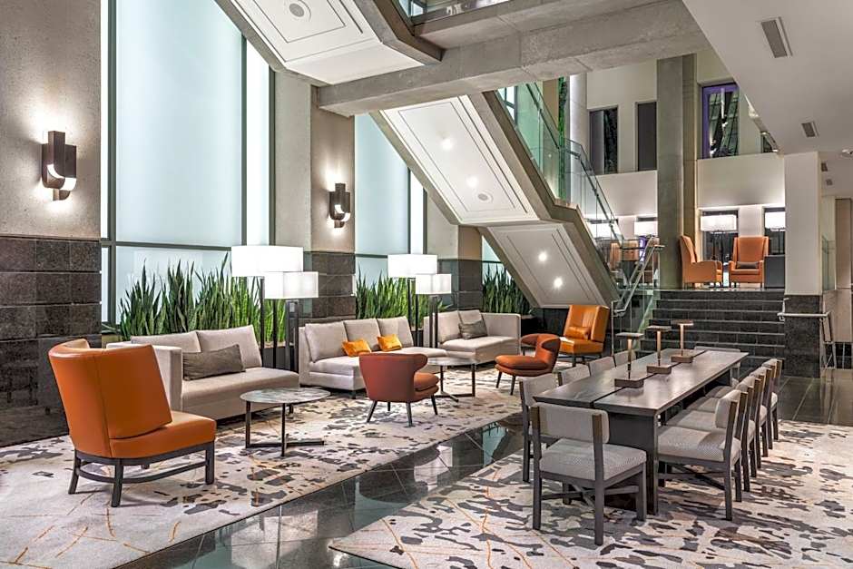 Delta Hotels by Marriott Vancouver Downtown Suites
