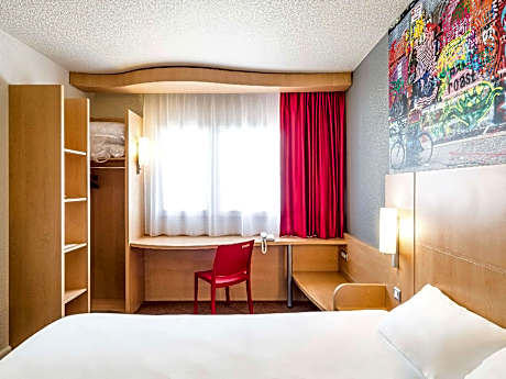 Standard Room with 1 double bed and sofa bed