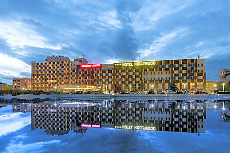 Hollywood Hotel