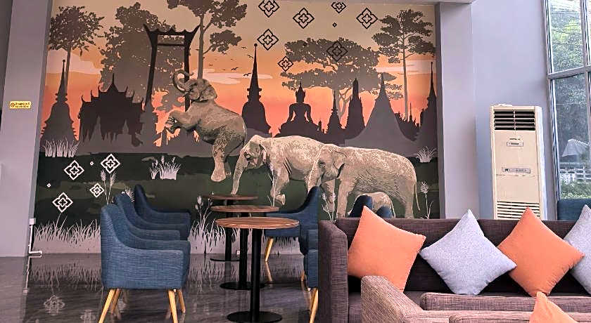 Lucky Elephant Hotel