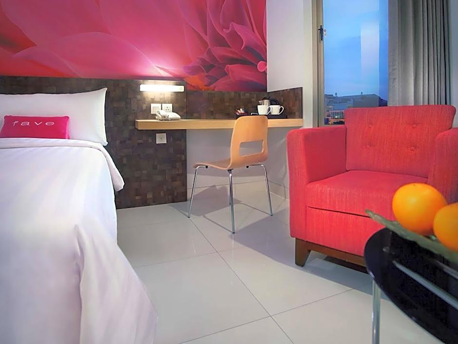 Aston Inn Pantai Losari Makassar