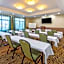 La Quinta Inn & Suites by Wyndham Artesia