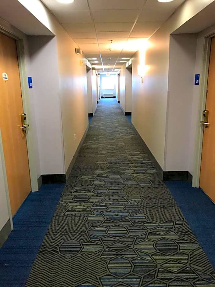 Holiday Inn Express Toledo West - Napoleon By IHG