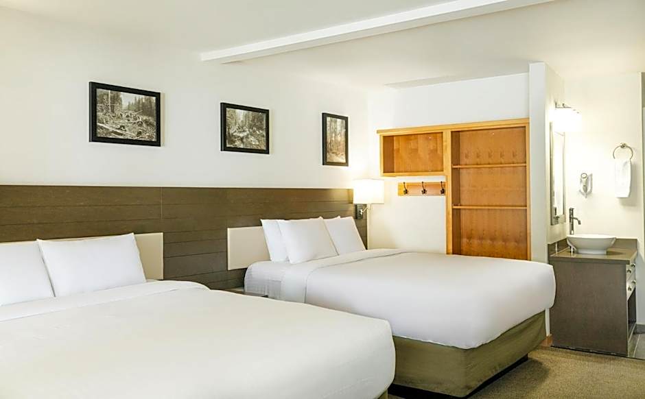 Photo 1 of 10 of Superior 1 Queen Bed