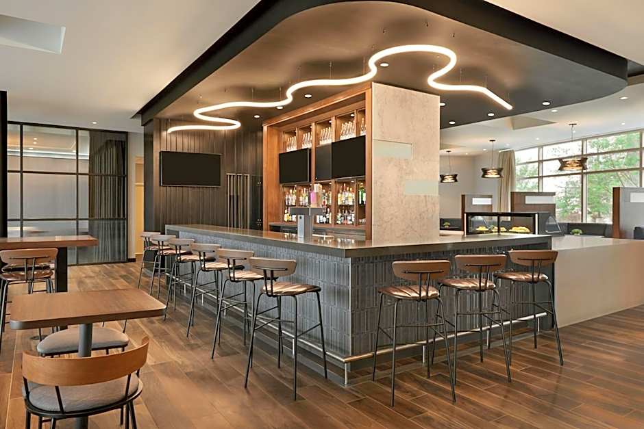 Courtyard by Marriott Calgary Airport