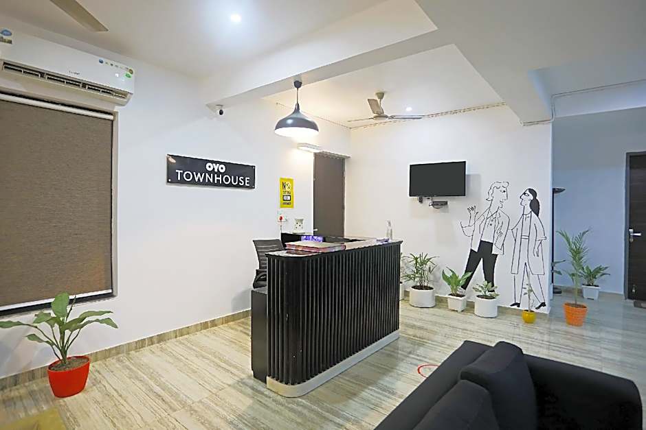 OYO Townhouse 398 Cloud Bay