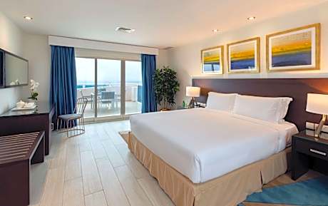 Three-Bedroom Suite with Balcony and Ocean View