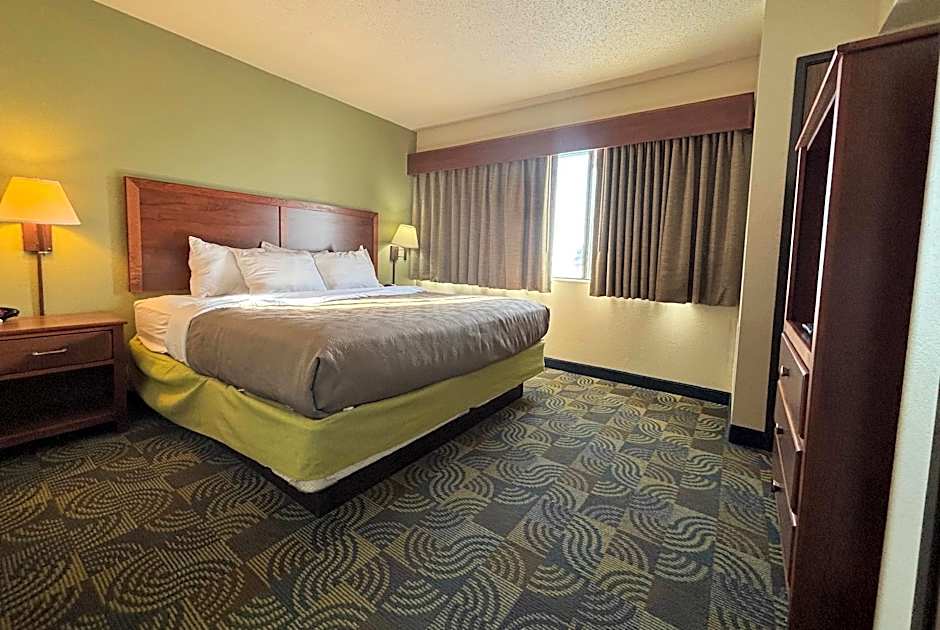 AmericInn by Wyndham Kewanee
