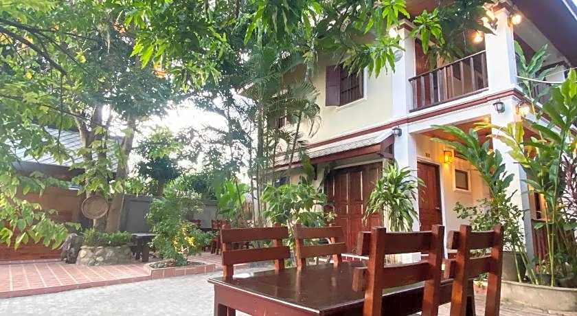 Golden Sun Boutique Hotel