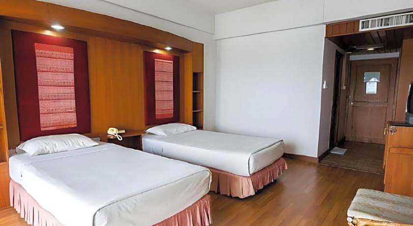 Pailyn Phitsanulok Hotel