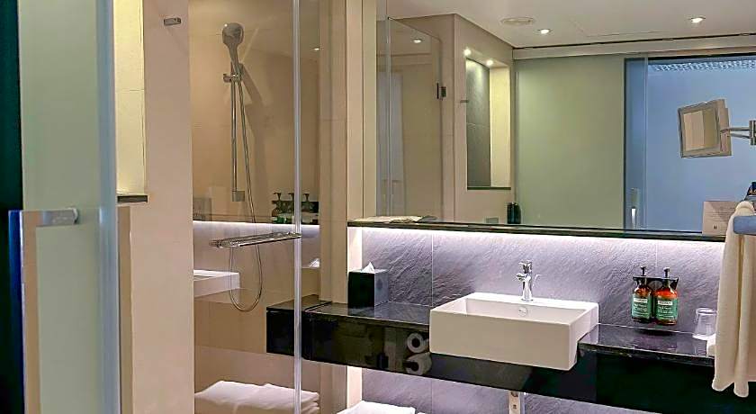 Crowne Plaza Bahrain By IHG