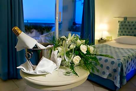 Comfort Sea View Room