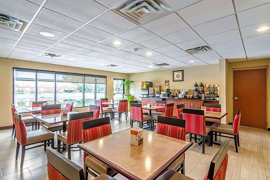Comfort Inn & Suites Panama City North