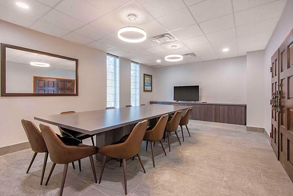 Quality Inn & Conference Centre