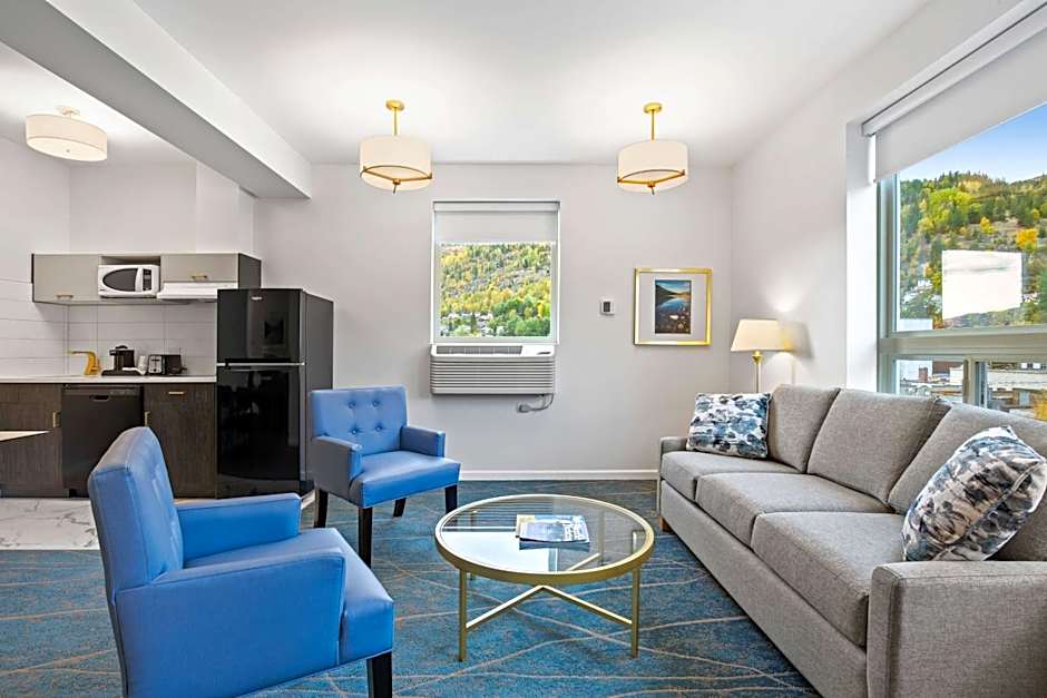 Crown Columbia Hotel, BW Premier Collection