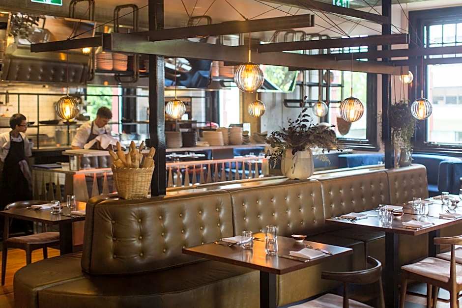 Clarence Boutique Hotel