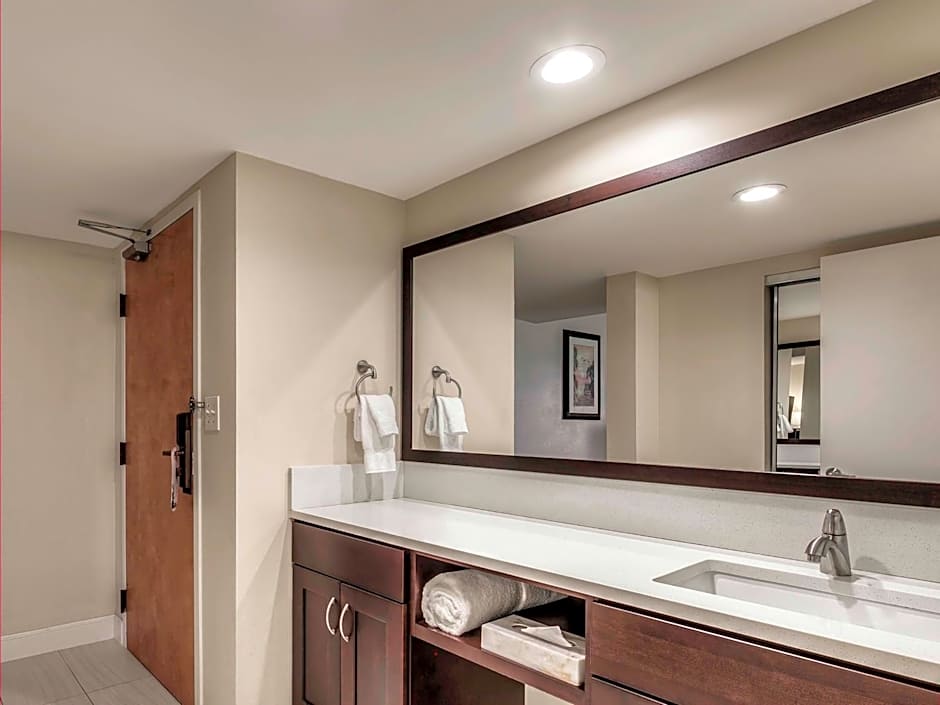 Inn of Naples, Tapestry Collection by Hilton