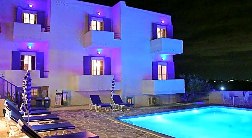 Blue Dolphin Studios and Apartment