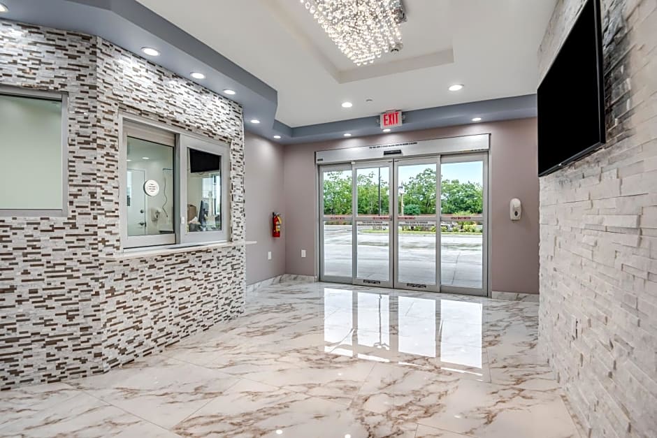 Americas Best Value Inn & Suites Houston at Hwy 6