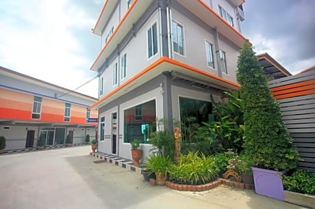 Au Hotel