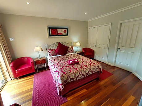 Executive Ocean Suite