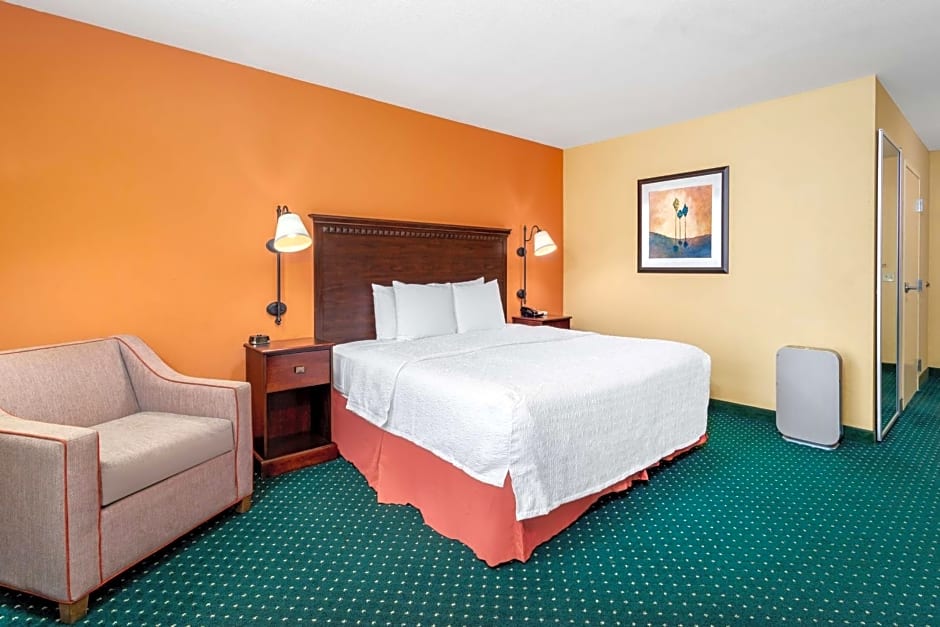 Hampton Inn By Hilton & Suites Sacramento-Elk Grove Laguna I-5