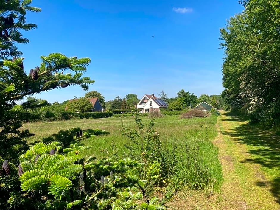 B&BOosterweg3 Studio - Free private parking