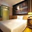 IU Hotel Anyang West Railway Station Yinxu Scenic Spot