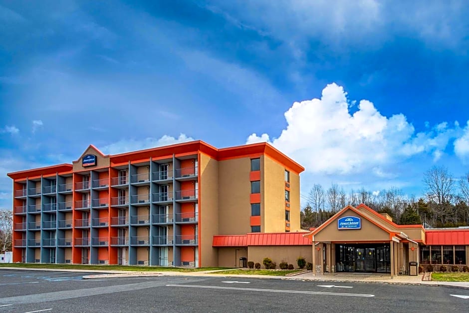 Howard Johnson by Wyndham Lexington