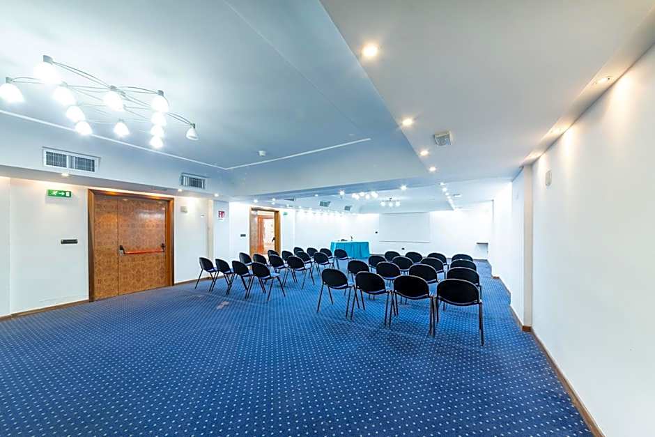 Hotel Sakura, Sure Hotel Collection by Best Western