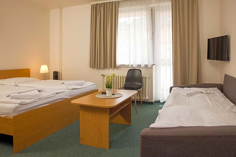 Hotel Kanarek