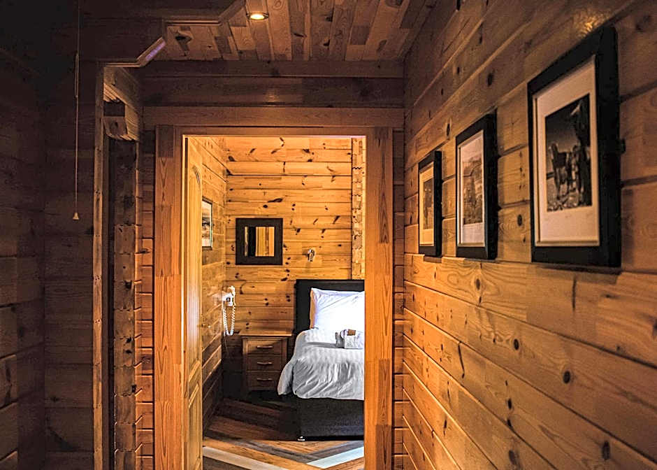 Glen Clova Lodges