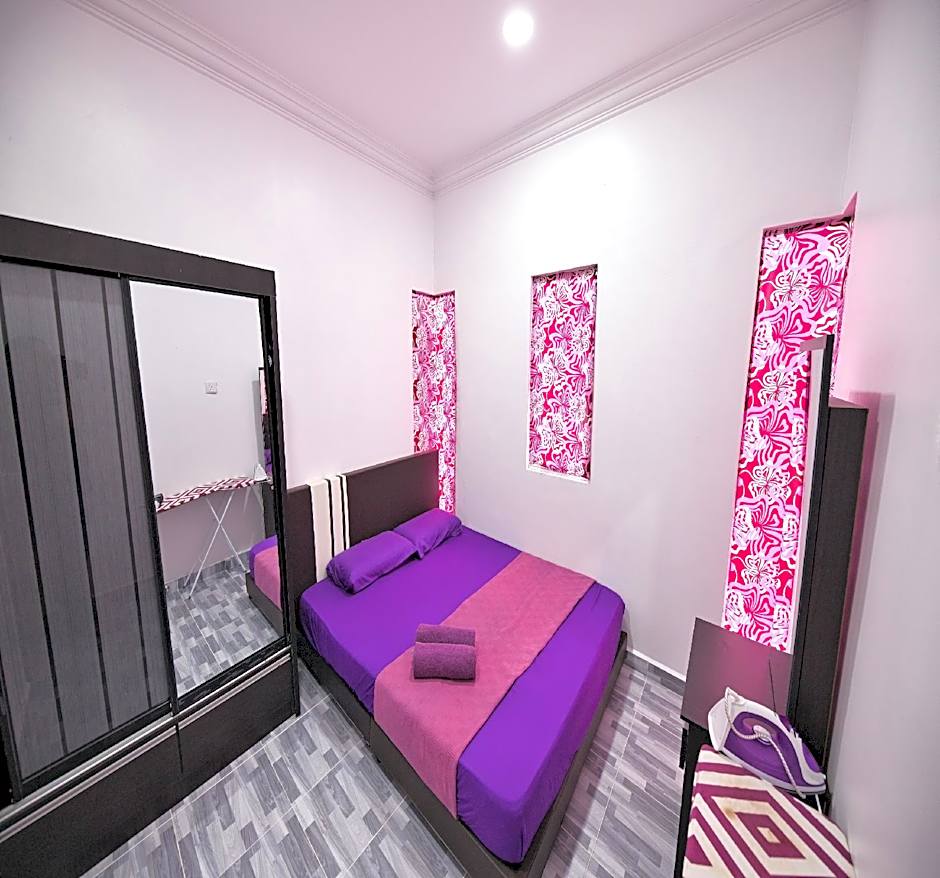 OYO 90908 Noor Arfa River Chalet