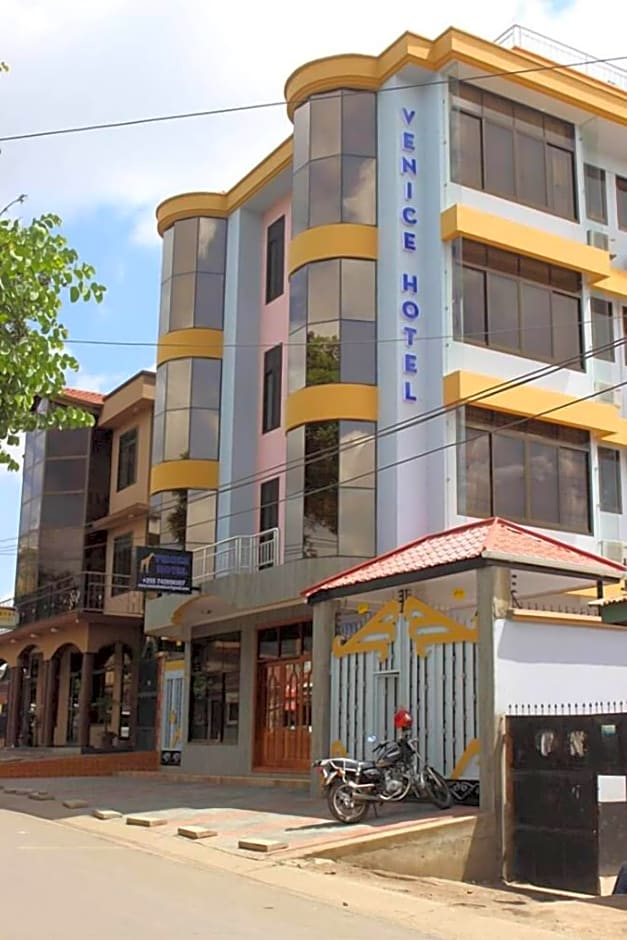 Venice Hotel