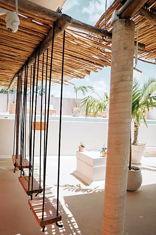 Koos Tulum Hotel