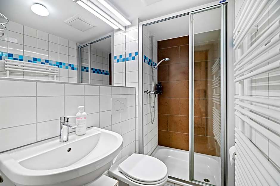 Hotel Hine Adon Fribourg