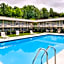 Quality Inn Dutch Inn