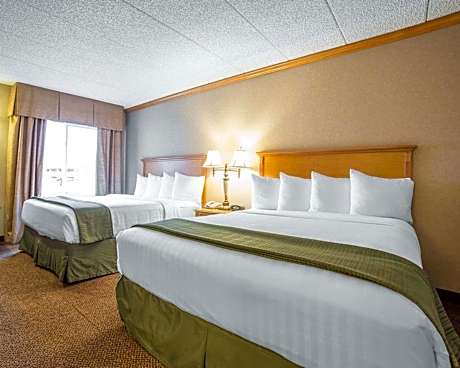 2 QUEEN BEDS NONSMOKING