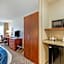 Comfort Inn & Suites near Route 66