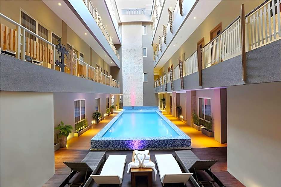 THE RIVAVI LEGIAN