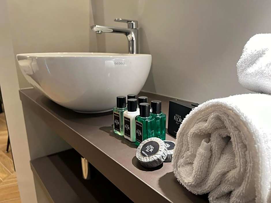 Hotel RossoVino Milano