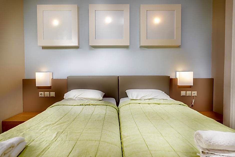 Sovereign Beach Hotel